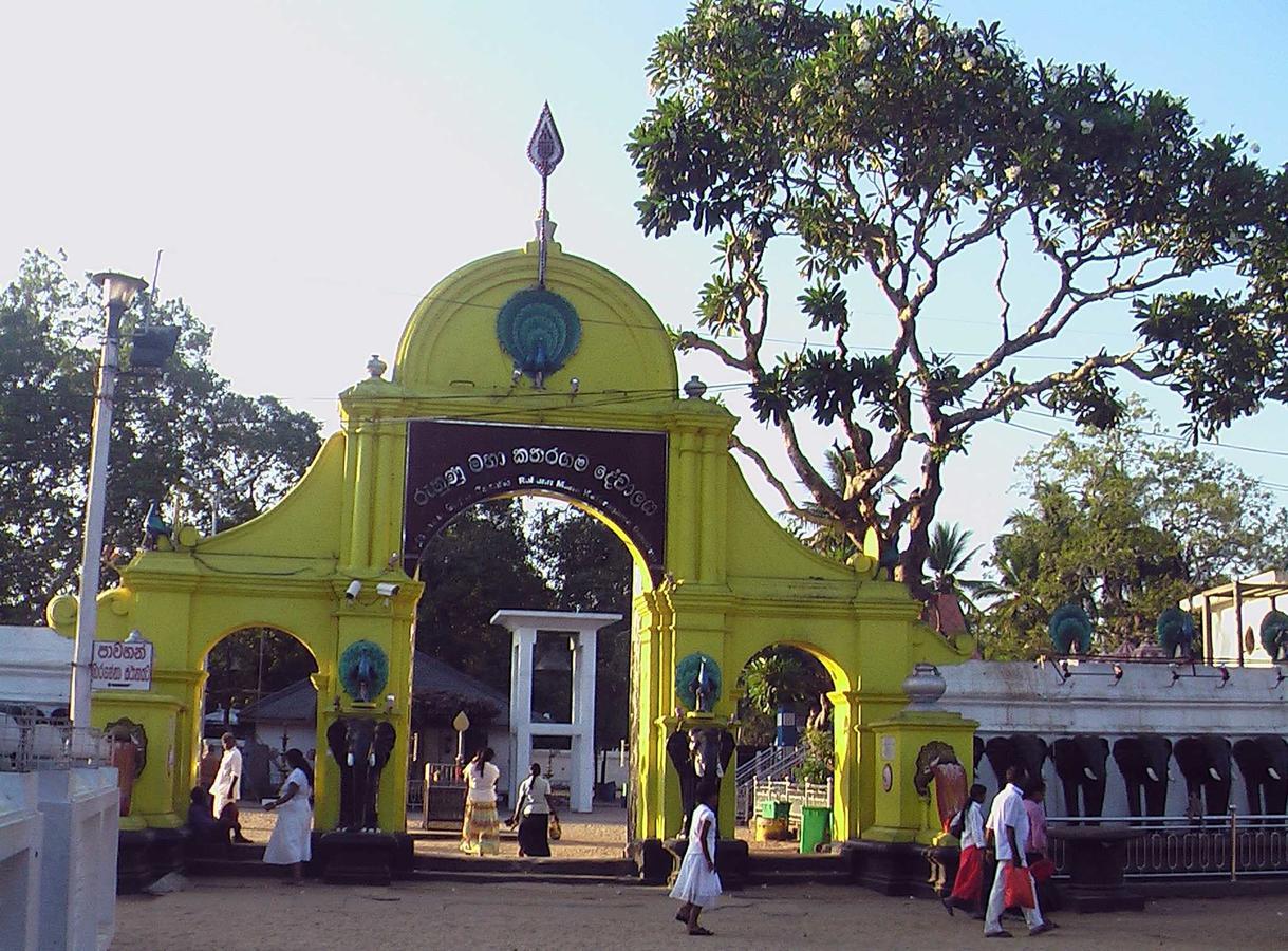 Amadi Rest Hotel Kataragama Eksteriør billede